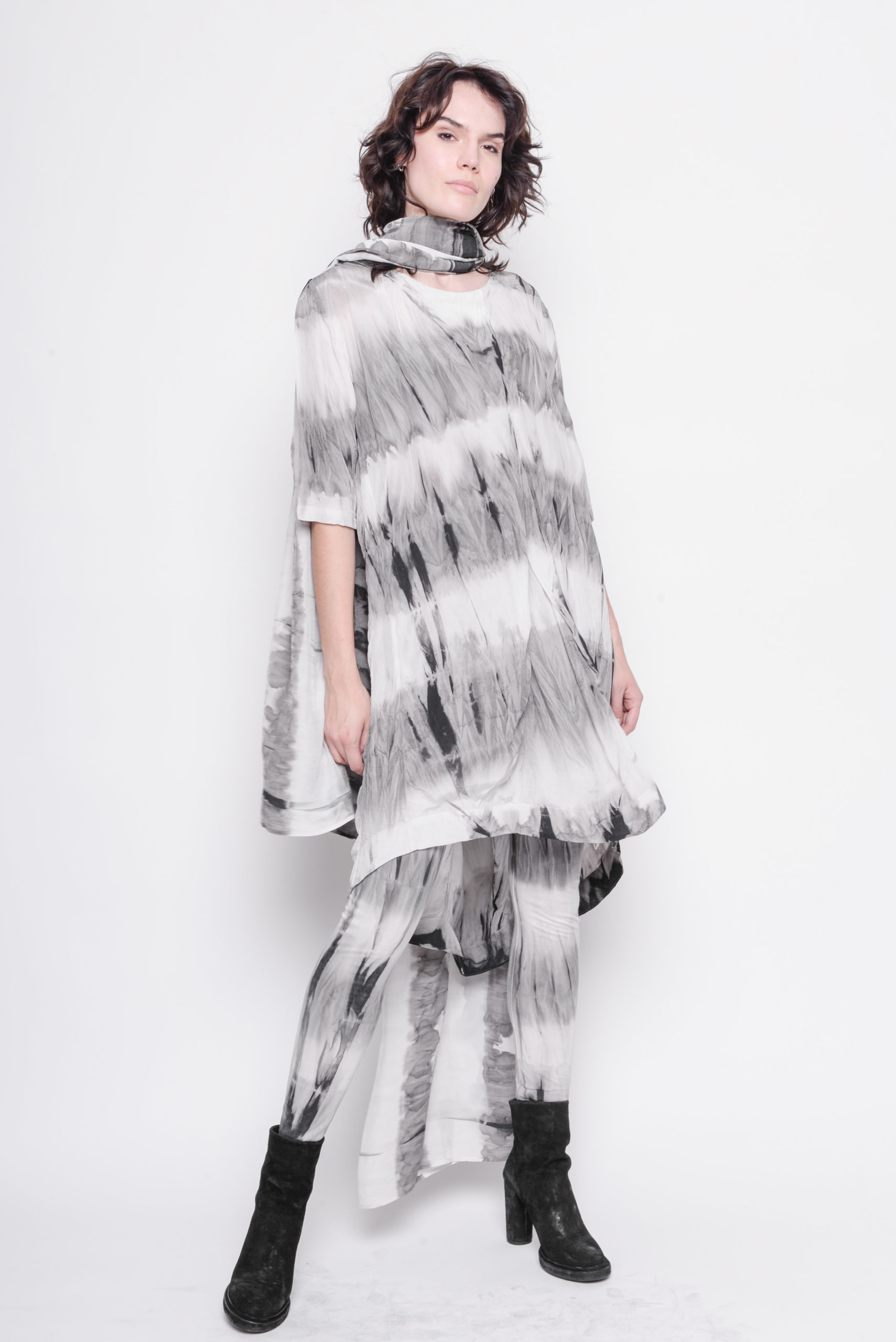 Myre Robe elektropositive Dress I´m in the mood for love - Black By K&M - Madame Butterfly -  Tøj/brugskunst - Certificeret webshop