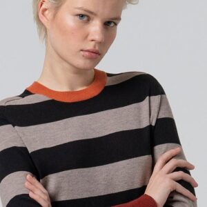 Alternative view of Stribet kjole - Surkana