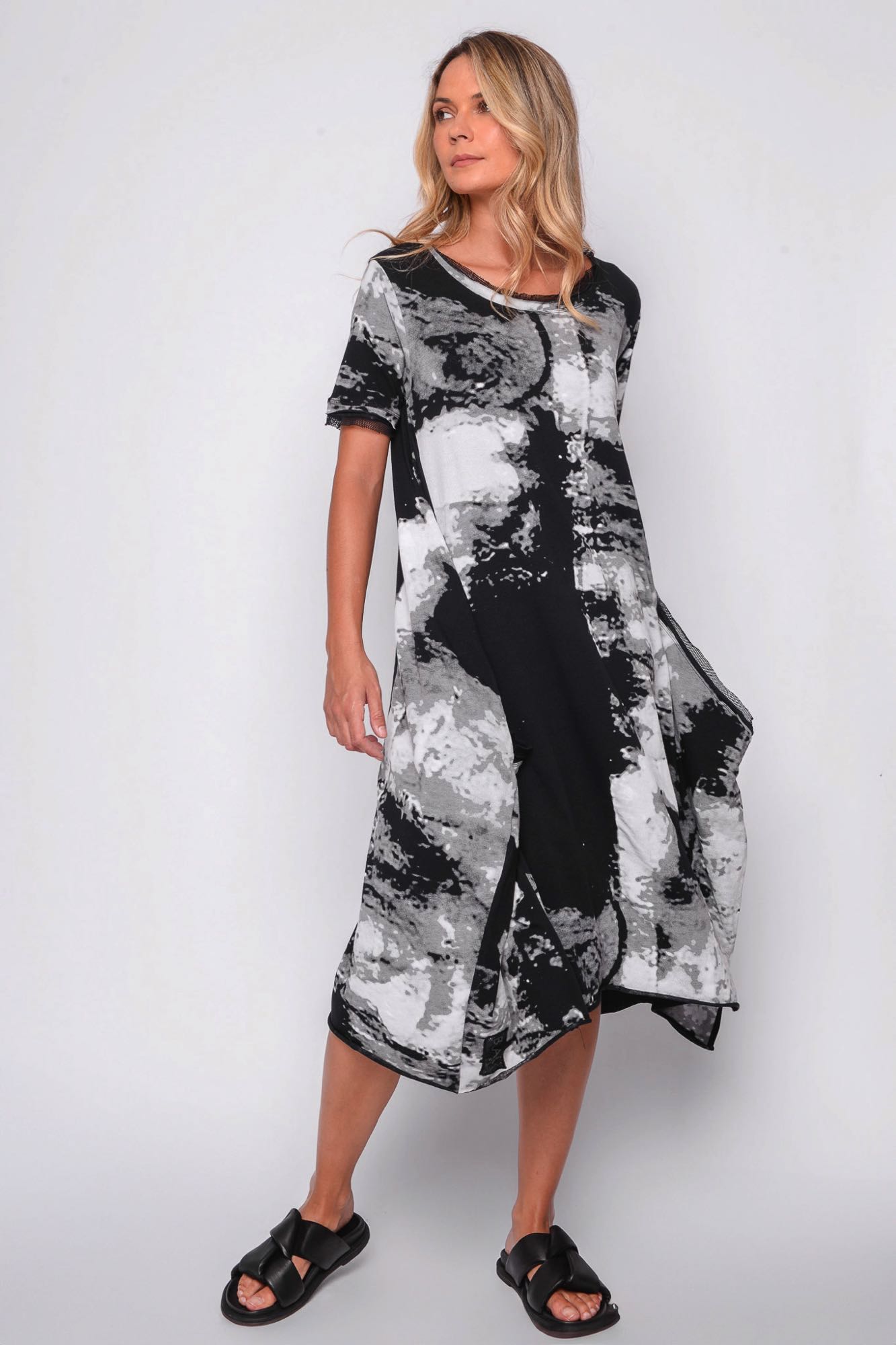 Dress there is something in your eyes - Black by K&M - Image 7