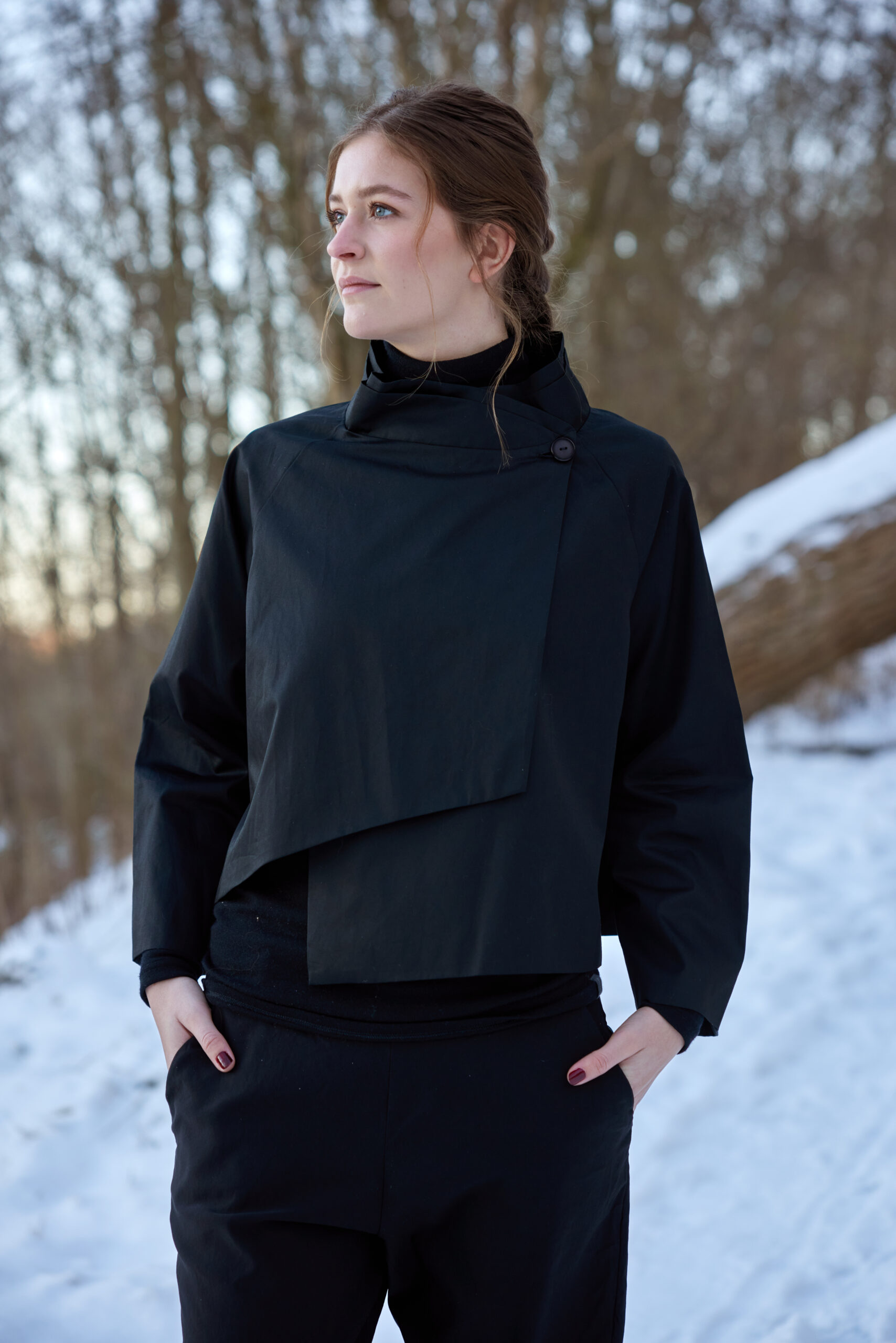 ilAiko Cross Jacket Black - Kvist & Hjord - Image 2