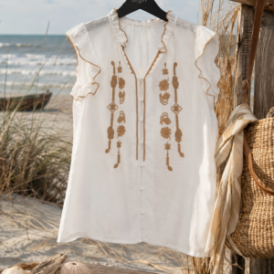 Bluse med broderi - Janne K